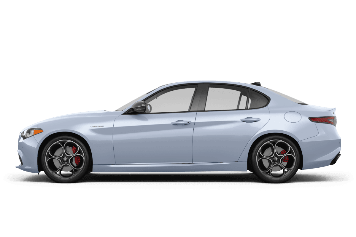Alfa Romeo Giulia  - Side view