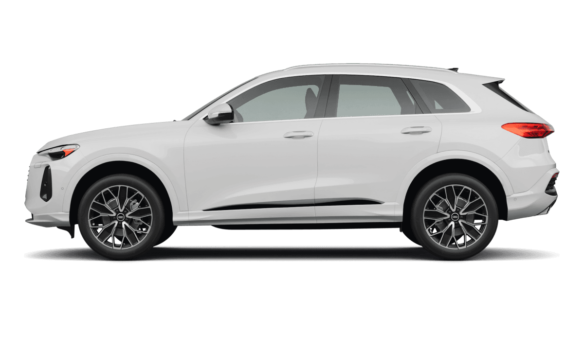 Audi Q5  - Side view