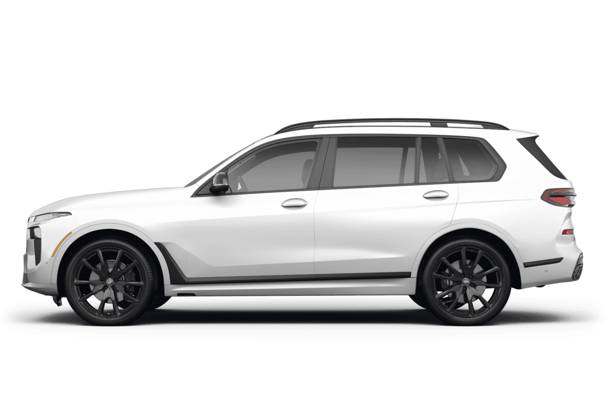 BMW X7  - Side view