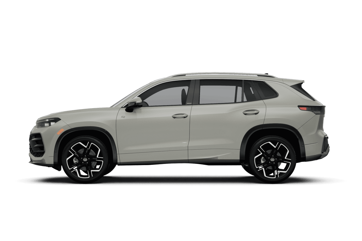 Volkswagen Tiguan  - Side view